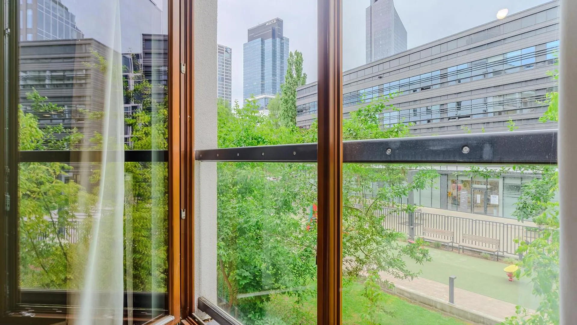 P&O Apartments Grzybowska I Varşova